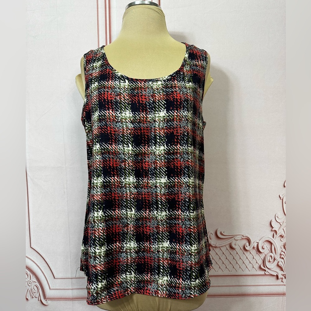 T & J Hounds Tooth Print Tank Top